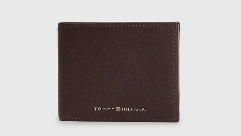 Refining Style with Tommy Hilfiger Men’s Wallets